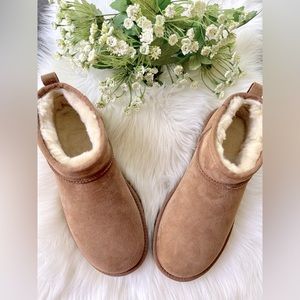 UGG Classic Ultra Mini